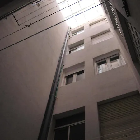 Elisardo Πανσιόν