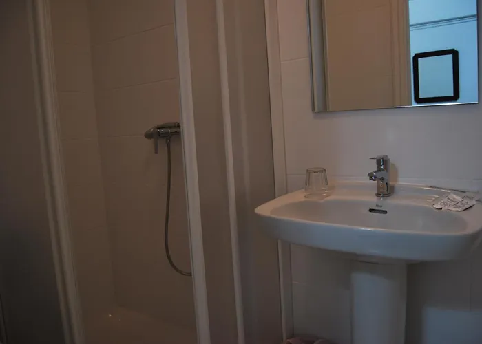 Konukevi Elisardo 3*